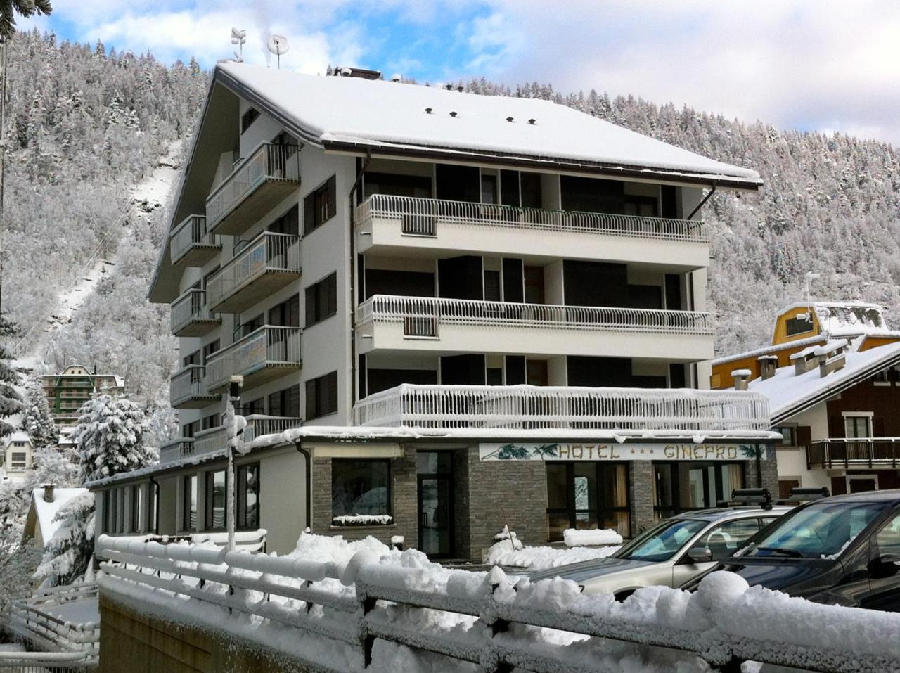 Hotel Ginepro Aprica Exteriér fotografie