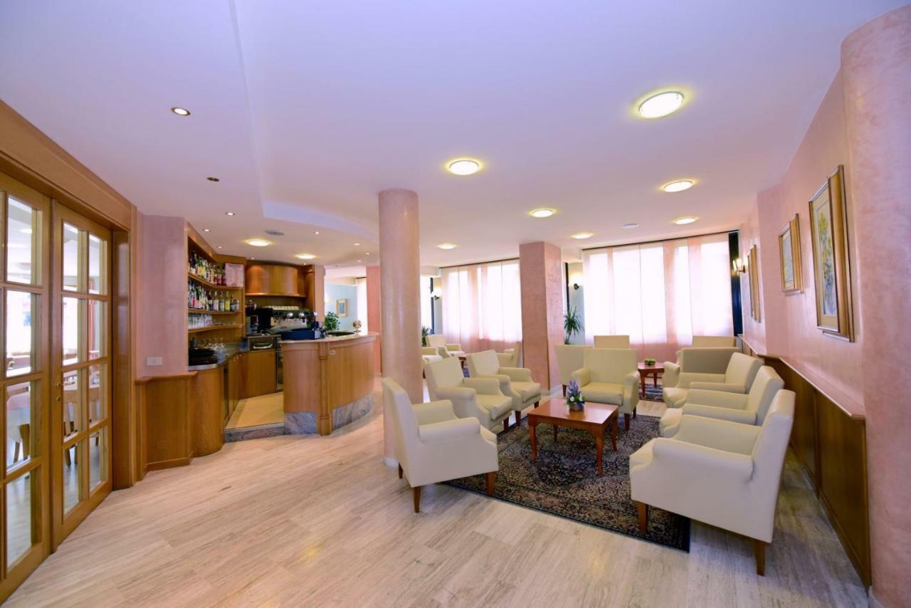 Hotel Ginepro Aprica Exteriér fotografie