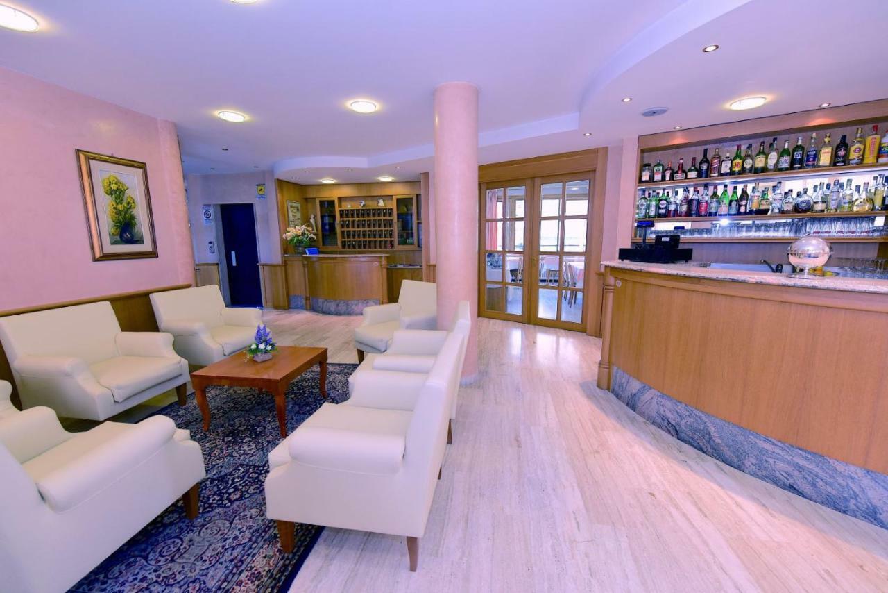 Hotel Ginepro Aprica Exteriér fotografie