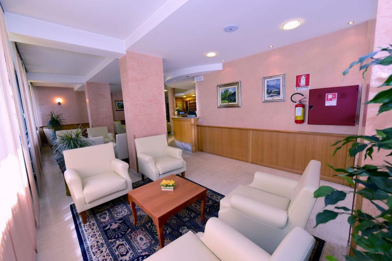 Hotel Ginepro Aprica Exteriér fotografie